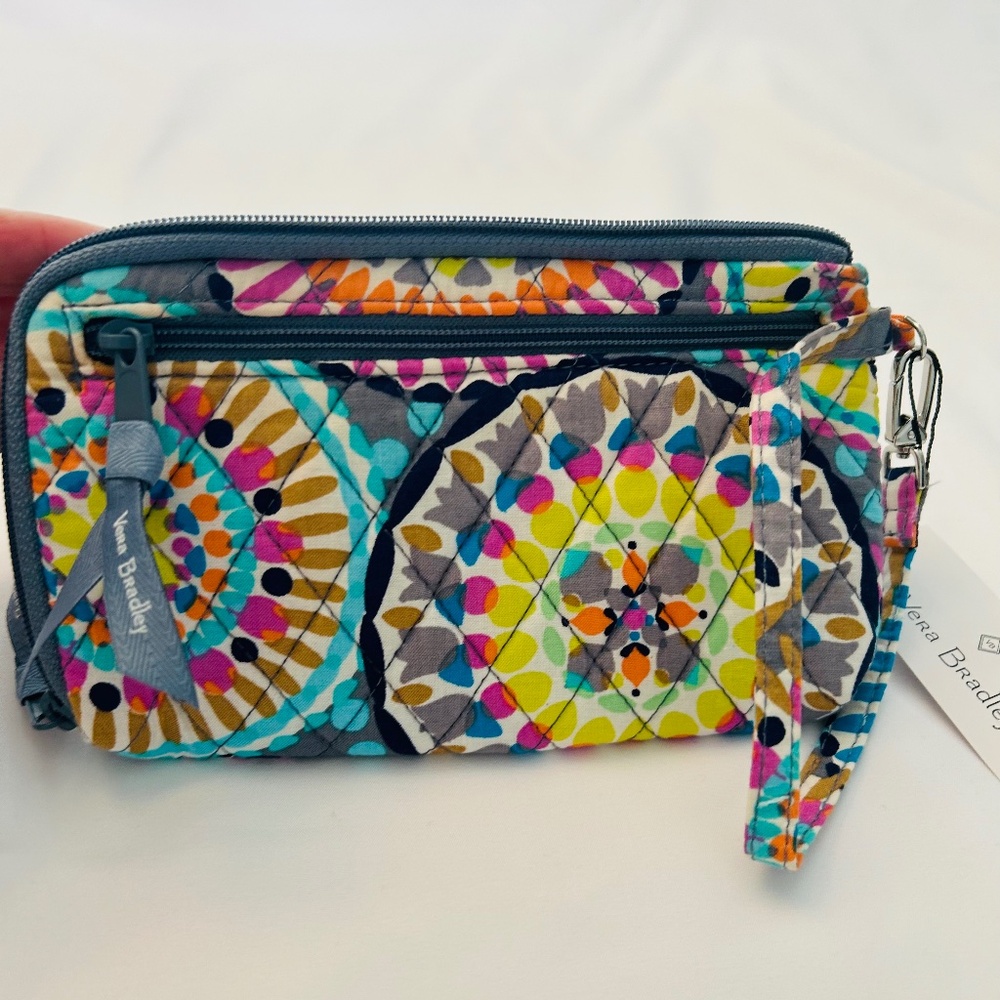 Vera Bradley RFID Slim Wristlet.  New With Tags